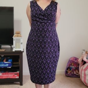 Disney Dress Shop Haunted Mansion Large